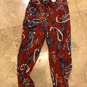 TILLYS PRINTED PANTS